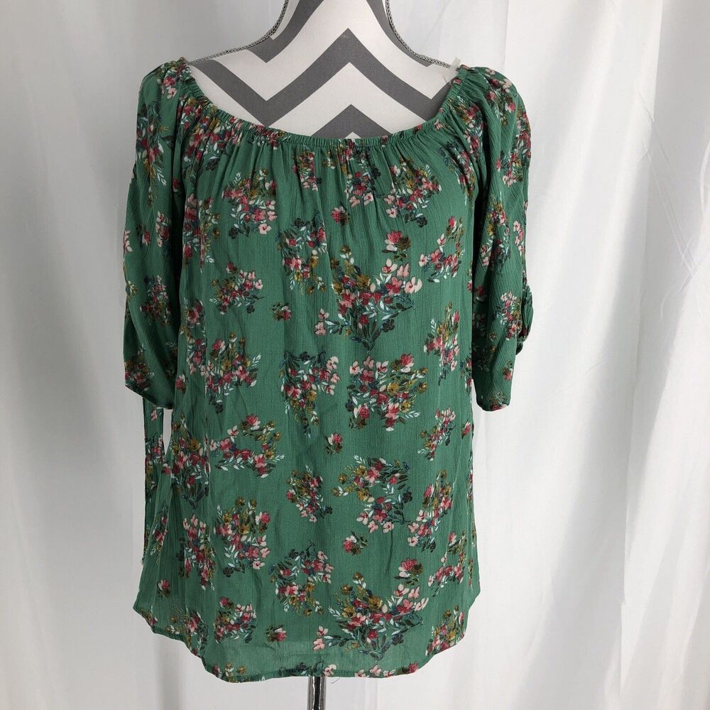 Vine & Love Green Floral Off Shoulder Top Size Small
